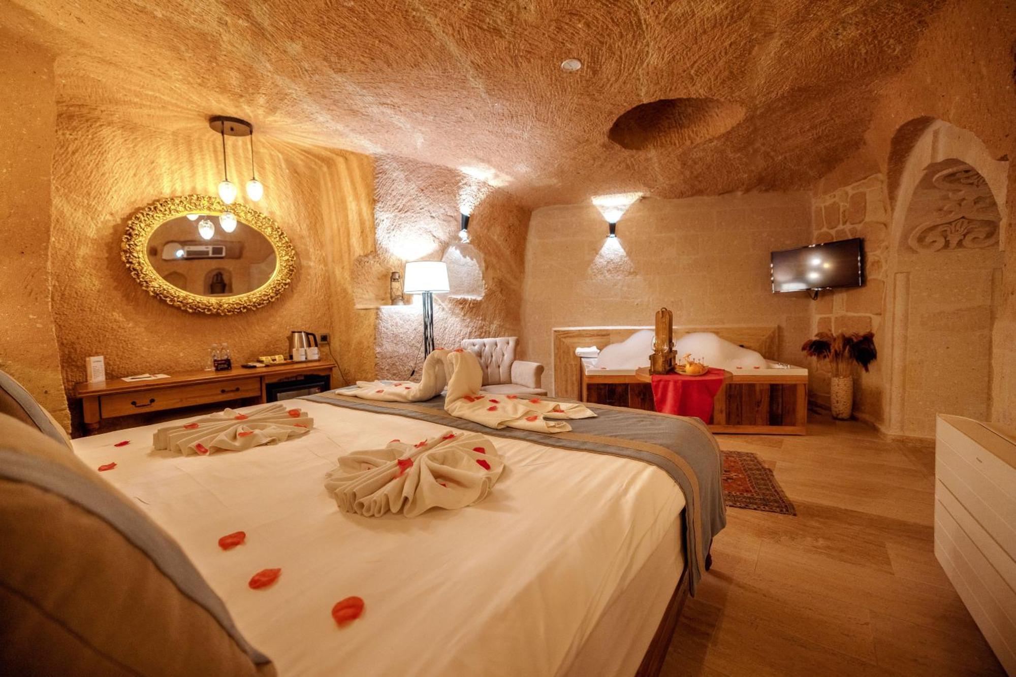 Misty Cave Hotel ウルギュップ エクステリア 写真